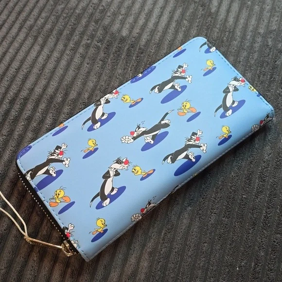 Nwt Loungefly looney tunes xl wallet tweety and Sylvester - Picture 2 of 3